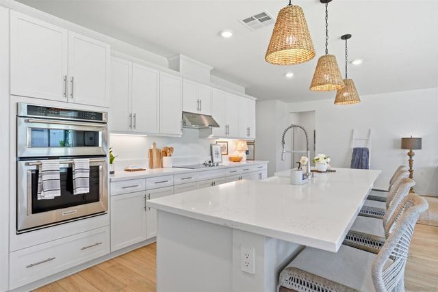 13509 Corral Ct, Valley Center, CA 92082