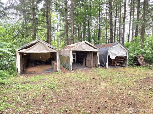 32906 54th Avenue S, Roy, WA 98580