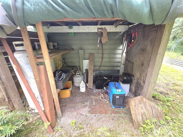 32906 54th Avenue S, Roy, WA 98580