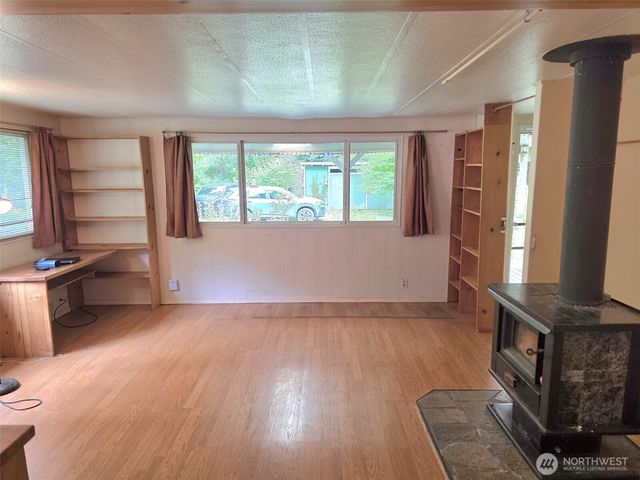 32906 54th Avenue S, Roy, WA 98580