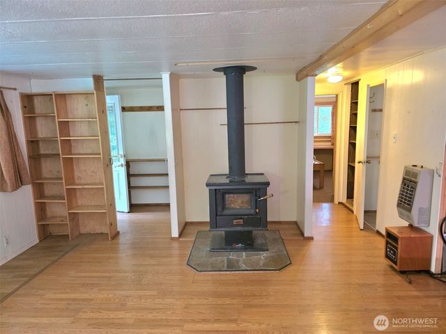 32906 54th Avenue S, Roy, WA 98580