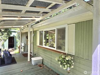 32906 54th Avenue S, Roy, WA 98580