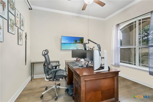 108 Standing Oak Drive, Georgetown, TX 78633