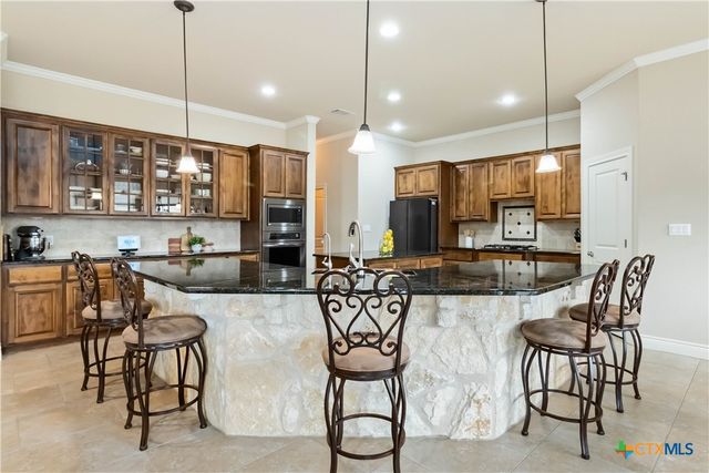 108 Standing Oak Drive, Georgetown, TX 78633