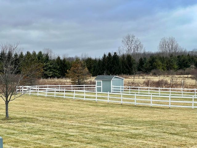 648 S Elba Road, Lapeer, MI 48446