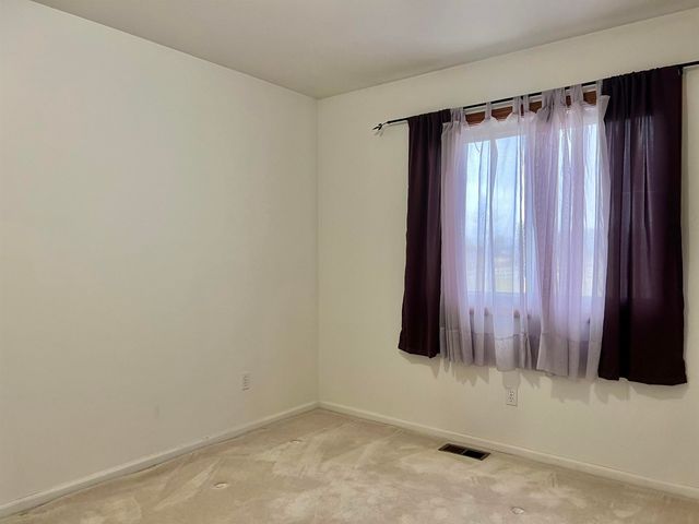 648 S Elba Road, Lapeer, MI 48446