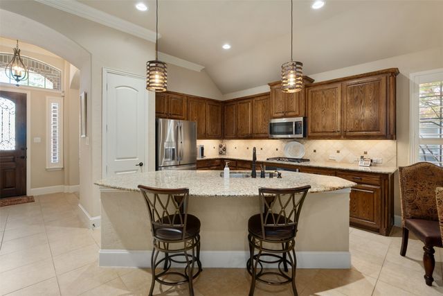 6413 Falcon Ridge Lane, Mckinney, TX 75071