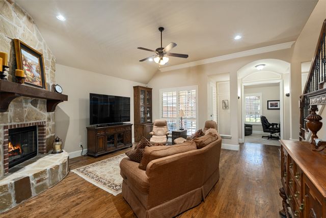 6413 Falcon Ridge Lane, Mckinney, TX 75071