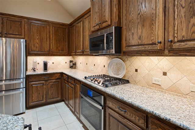 6413 Falcon Ridge Lane, Mckinney, TX 75071