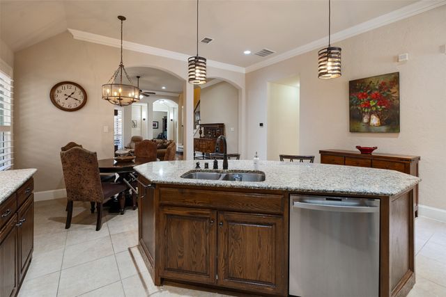 6413 Falcon Ridge Lane, Mckinney, TX 75071