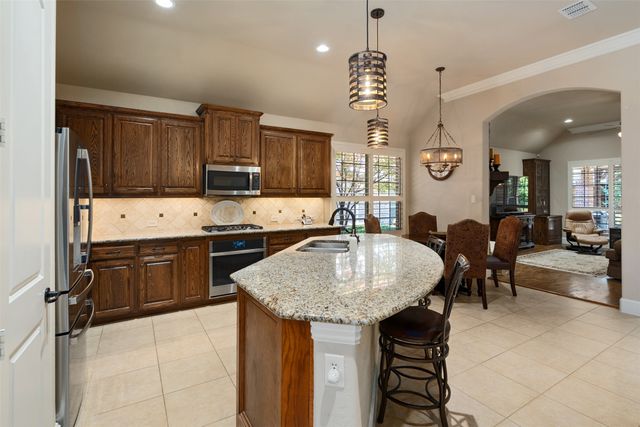 6413 Falcon Ridge Lane, Mckinney, TX 75071