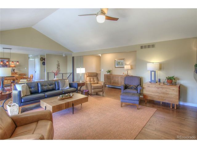 10284 W Hayden Pass, Littleton, CO 80127