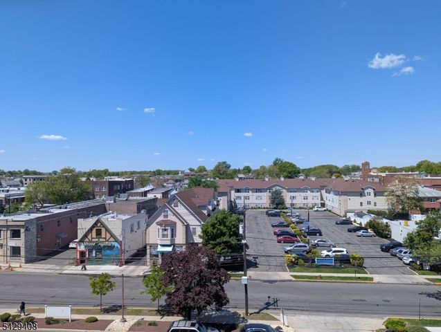 10 N Wood Ave 518, Linden City, NJ 07036