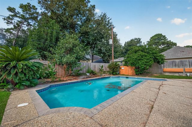 12619 Chriswood Drive, Cypress, TX 77429