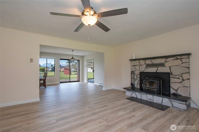 272 Grandview Drive, Sequim, WA 98382