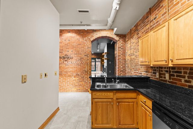 55 W Livingston Avenue, 2B, Columbus, OH 43215