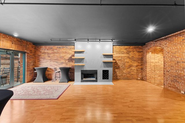 55 W Livingston Avenue, 2B, Columbus, OH 43215