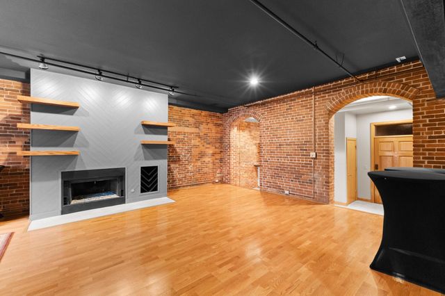 55 W Livingston Avenue, 2B, Columbus, OH 43215