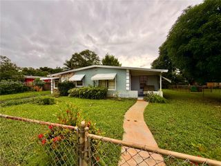 3411 NW 5th Ct, Lauderhill, FL 33311