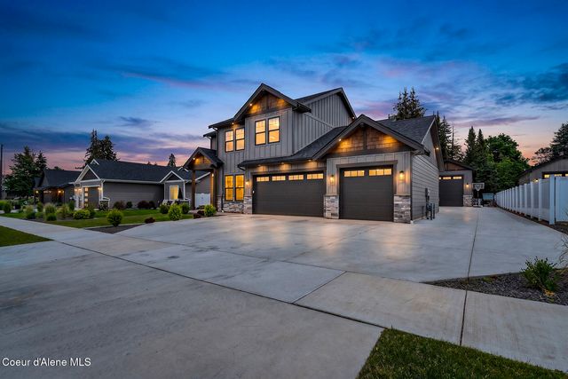 9116 N Raintree LN, Hayden, ID 83835