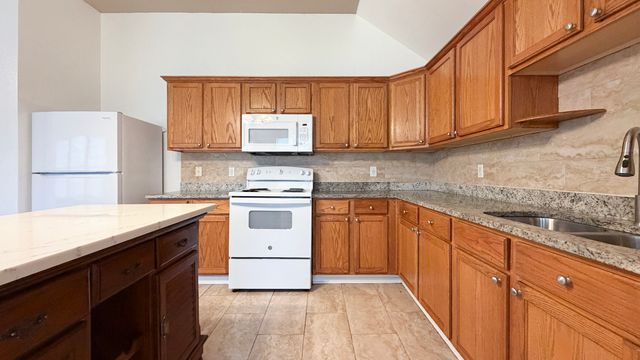 1213 Maple Terrace Drive, Mansfield, TX 76063