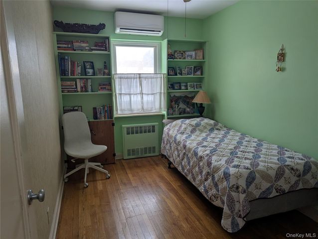 8906 218th Street, Queens Village, NY 11427