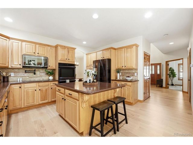 6273 Mcintyre Ct, Golden, CO 80403