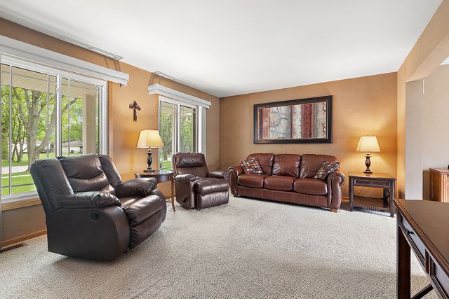 11030 Granite Drive, Mokena, IL 60448