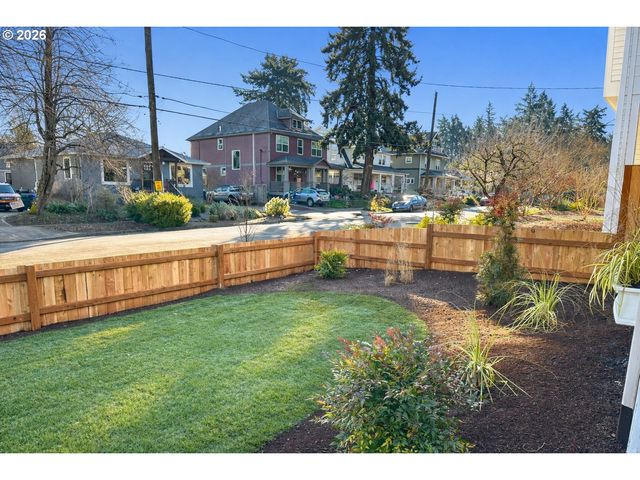 4445 Ne 36TH Ave, Portland, OR 97211