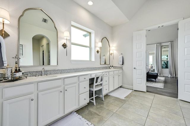 17316 Avion DR, Dripping Springs, TX 78620