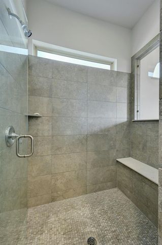 17316 Avion DR, Dripping Springs, TX 78620