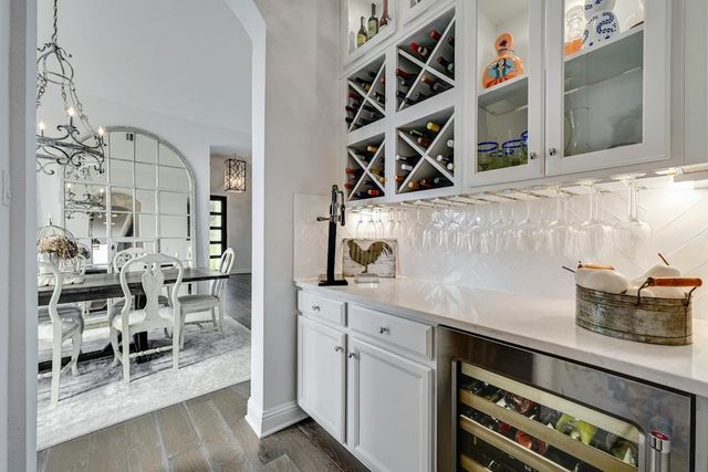 17316 Avion DR, Dripping Springs, TX 78620