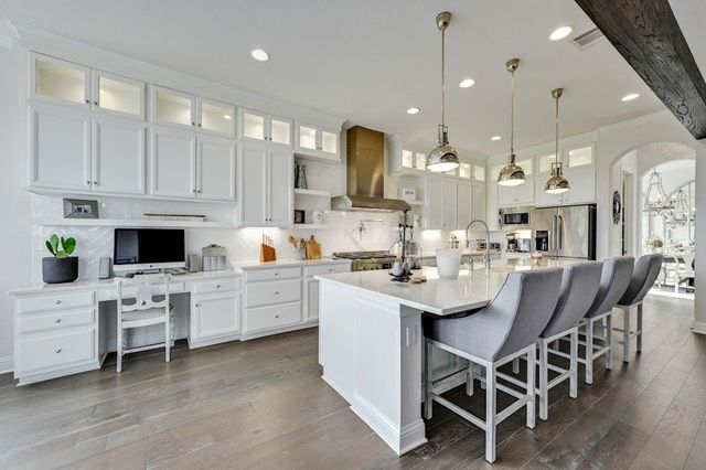 17316 Avion DR, Dripping Springs, TX 78620