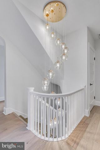 6818 CONNECTICUT AVE, Chevy Chase, MD 20815