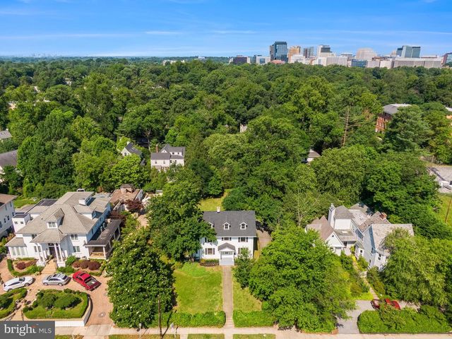 6818 CONNECTICUT AVE, Chevy Chase, MD 20815