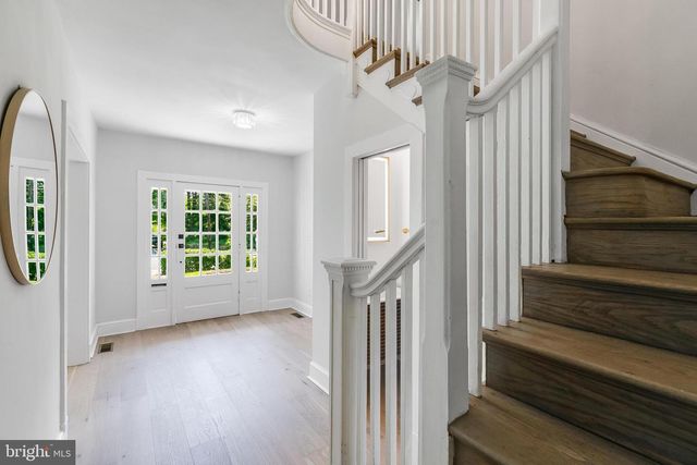 6818 CONNECTICUT AVE, Chevy Chase, MD 20815