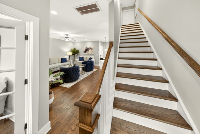 1631 Drakes Creek Rd, Hendersonville, TN 37075
