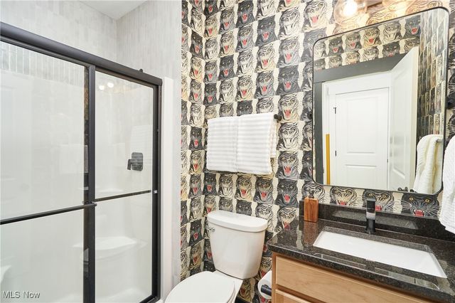 7754 Bainbridge Road, Chagrin Falls, OH 44023