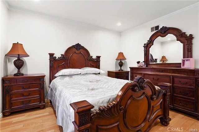 7060 Morse Avenue, North Hollywood, CA 91605