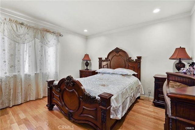 7060 Morse Avenue, North Hollywood, CA 91605