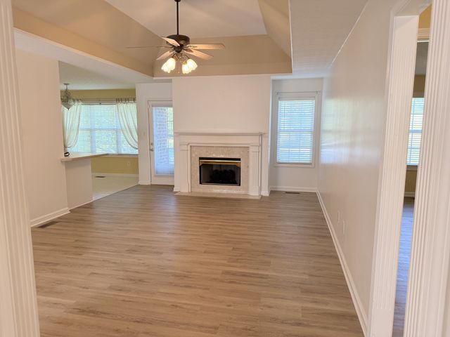 332 Hazeltine Dr, Gallatin, TN 37066