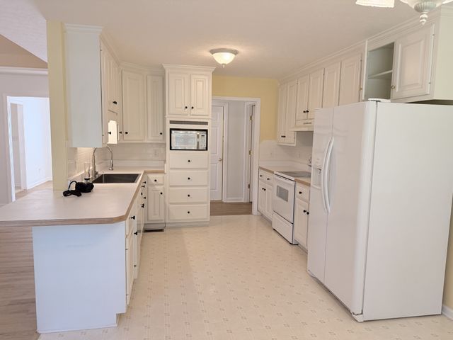 332 Hazeltine Dr, Gallatin, TN 37066