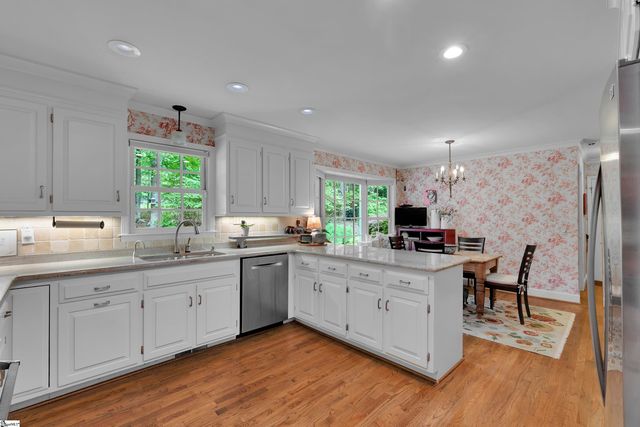 28 Rocky Creek Lane, Greenville, SC 29615