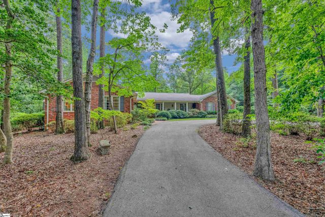 28 Rocky Creek Lane, Greenville, SC 29615