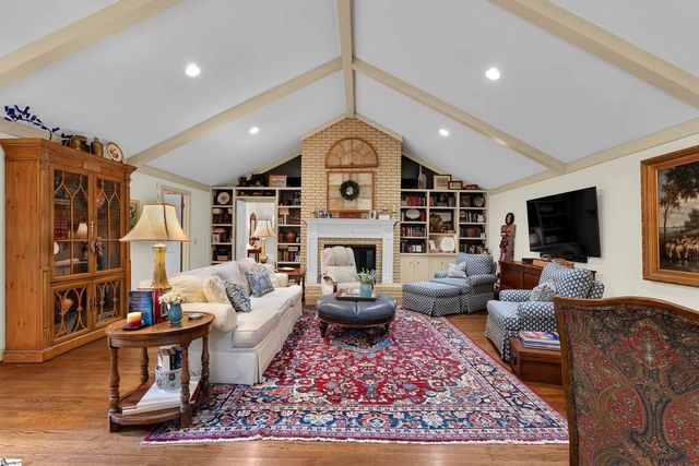 28 Rocky Creek Lane, Greenville, SC 29615