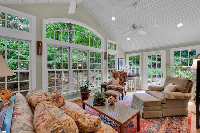 28 Rocky Creek Lane, Greenville, SC 29615