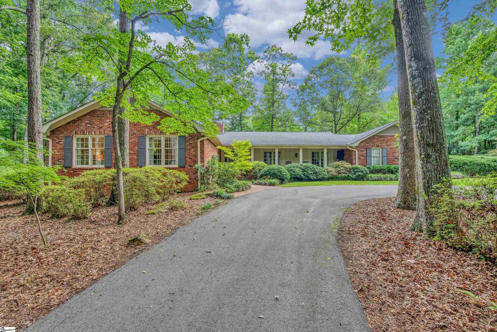 28 Rocky Creek Lane, Greenville, SC 29615