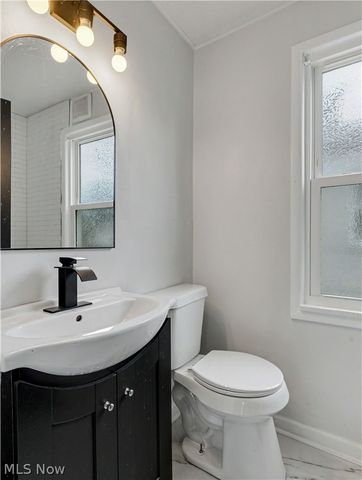 19392 Renwood Avenue, Euclid, OH 44119