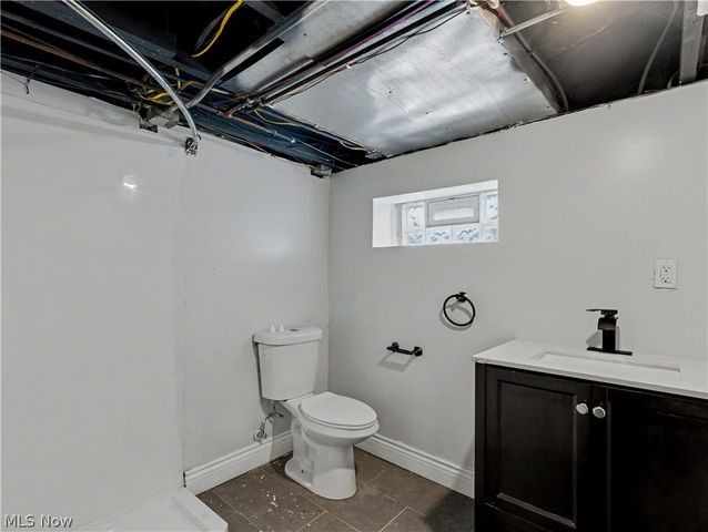 19392 Renwood Avenue, Euclid, OH 44119