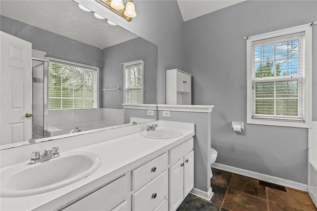 63 Gold Creek Dr, Tallapoosa, GA 30179